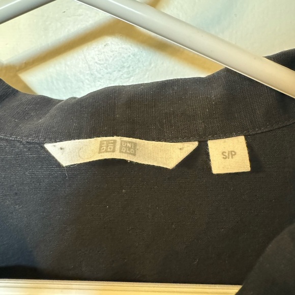 (3 for $30) Uniqlo Button Down Linen Tee - Picture 2 of 2